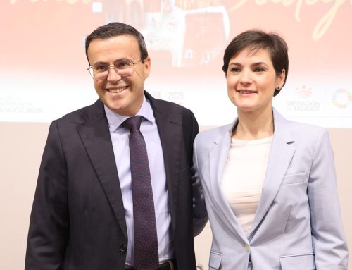 La Diputación de Badajoz reconoce a la actriz Carolina Yuste, al empresario Ricardo Leal y a Banca Pueyo con las Medallas de Oro de la Provincia 2025