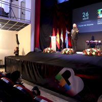 l teatro de Fuente del Maestre acogió hoy el acto institucional del Día de la Provincia de Badajoz
El cine-teatro Salón Modelo de Fuente del Maestre ha acogido hoy 26 de abril el acto institucional del Día de la Provincia con la entrega de las Medallas de Oro de 2020 y 2021. Los galardonados han coincidido en manifestar su orgullo por recibir esta distinción proveniente de su tierra. Unos premios, además, que como ha recordado el presidente provincial, Miguel Ángel Gallardo, sirven para "reforzar el municipalismo" y son reflejo "de lo que nace y crece en esta tierra".
Diputacion de Badajoz ,Fotografo Santiago Rodriguez Casado