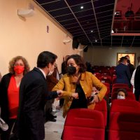 l teatro de Fuente del Maestre acogió hoy el acto institucional del Día de la Provincia de Badajoz
El cine-teatro Salón Modelo de Fuente del Maestre ha acogido hoy 26 de abril el acto institucional del Día de la Provincia con la entrega de las Medallas de Oro de 2020 y 2021. Los galardonados han coincidido en manifestar su orgullo por recibir esta distinción proveniente de su tierra. Unos premios, además, que como ha recordado el presidente provincial, Miguel Ángel Gallardo, sirven para "reforzar el municipalismo" y son reflejo "de lo que nace y crece en esta tierra".
Diputacion de Badajoz ,Fotografo Santiago Rodriguez Casado