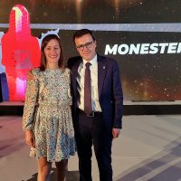 Al presidente de la Diputación de Badajoz, Miguel Ángel Gallardo, le acompañaron las principales autoridades de la región, entre ellos el presidente de la Junta de Extremadura, Guillermo Fernández Vara; la presidenta de la Asamblea, Blanca Martín; el delegado del Gobierno en Extremadura, Francisco Mendoza; el alcalde de Monesterio, Antonio Garrote; los ex-presidentes de la Junta, Juan Carlos Rodríguez Ibarra y José Antonio Monago; la presidenta del Tribunal Superior de Justicia de Extremadura, M.ª Félix Tena Aragón; el presidente de la FEMPEX, Francisco Buenavista; y el presidente de la Diputación de Cáceres, Carlos Carlos, así como alcaldes de la provincia, galardonados, diputados provinciales y distintos representantes institucionales.
Fotografo. Santiago Rodriguez Casado
Gabinete de prensa de Diputación de Badajoz Día de la provincia de Badajoz 2023